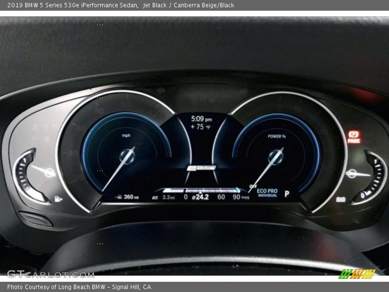 Jet Black / Canberra Beige/Black 2019 BMW 5 Series 530e iPerformance Sedan
