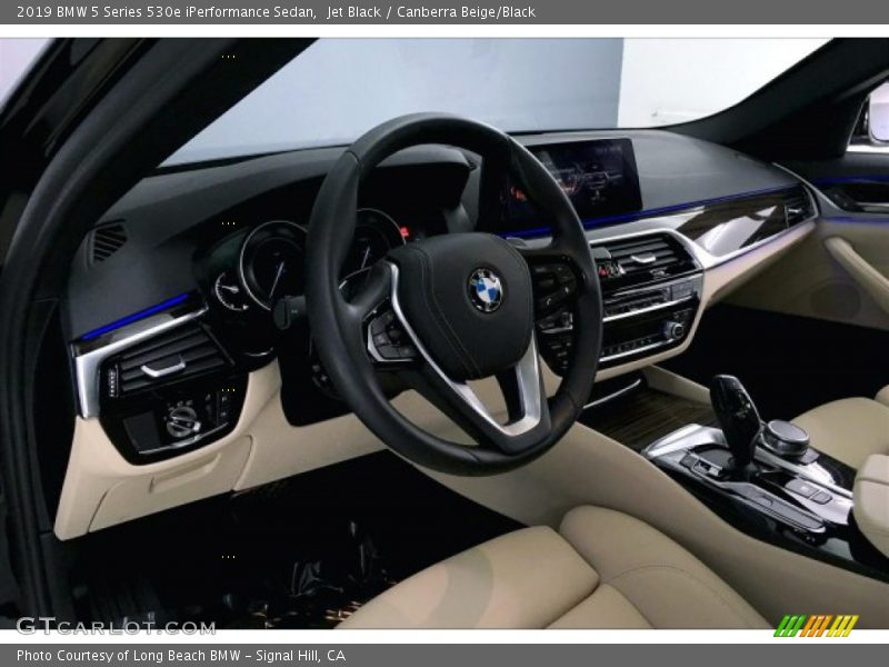 Jet Black / Canberra Beige/Black 2019 BMW 5 Series 530e iPerformance Sedan
