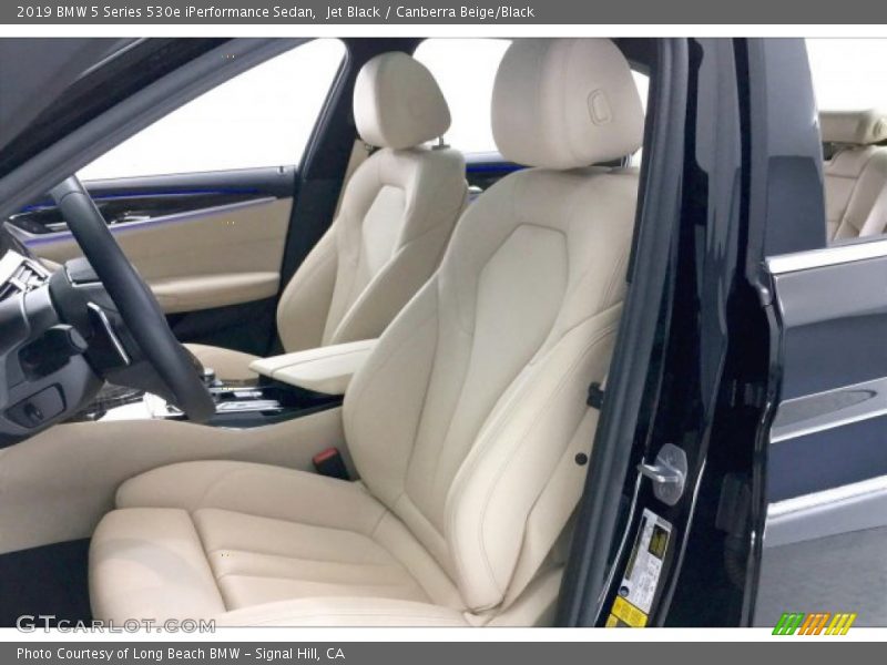 Jet Black / Canberra Beige/Black 2019 BMW 5 Series 530e iPerformance Sedan