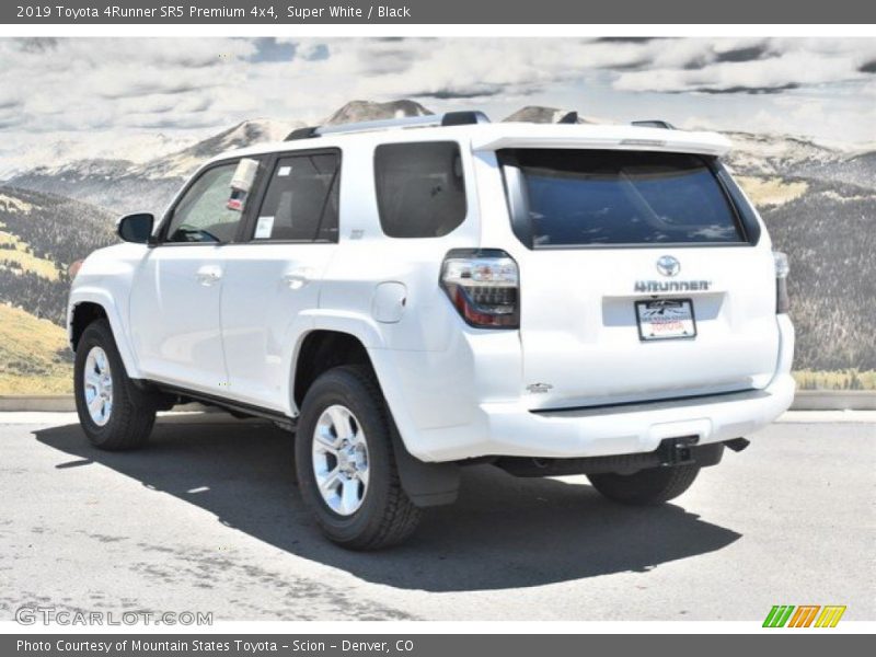 Super White / Black 2019 Toyota 4Runner SR5 Premium 4x4