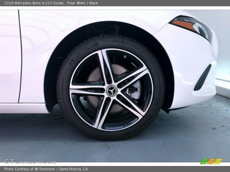 Polar White / Black 2019 Mercedes-Benz A 220 Sedan