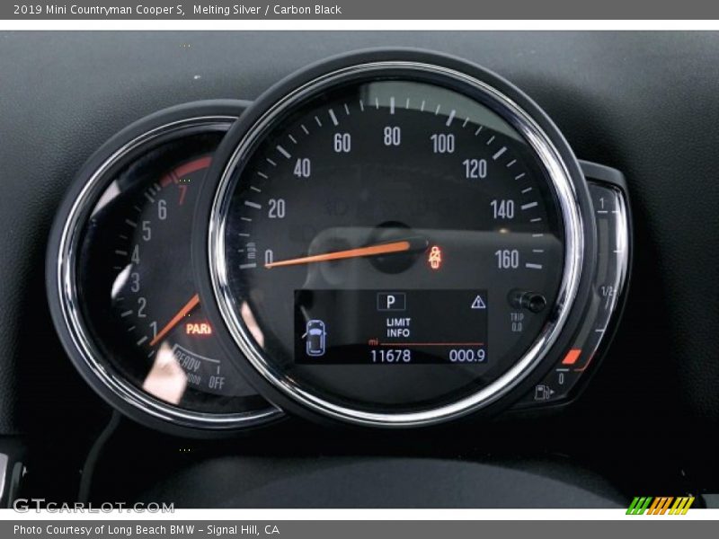 Melting Silver / Carbon Black 2019 Mini Countryman Cooper S