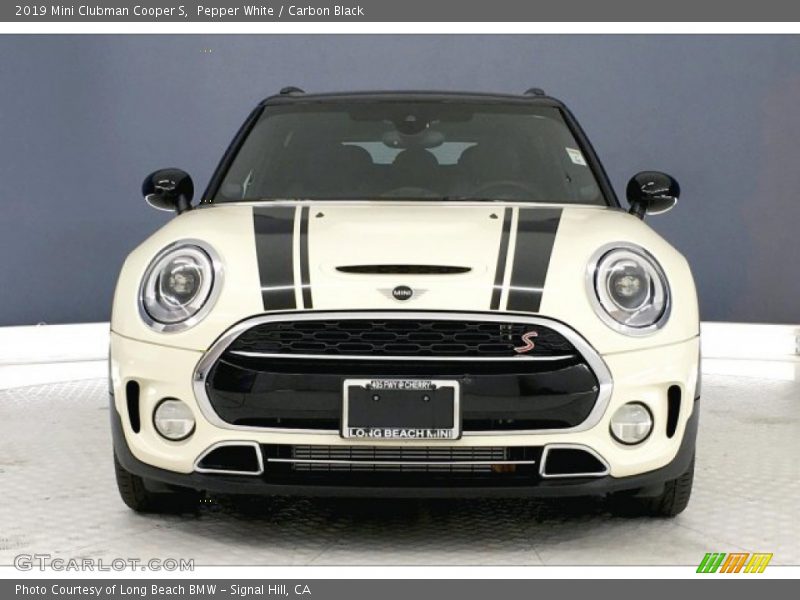 Pepper White / Carbon Black 2019 Mini Clubman Cooper S