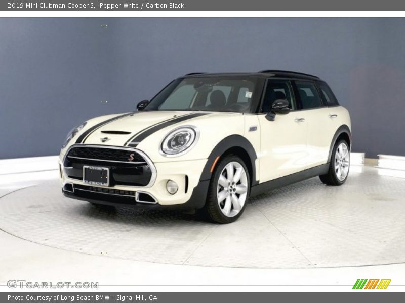 Pepper White / Carbon Black 2019 Mini Clubman Cooper S