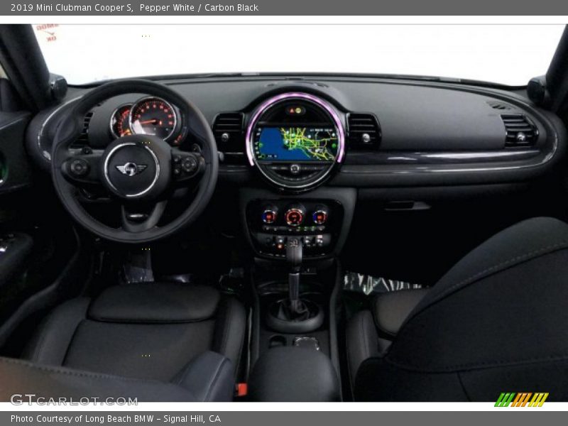 Pepper White / Carbon Black 2019 Mini Clubman Cooper S