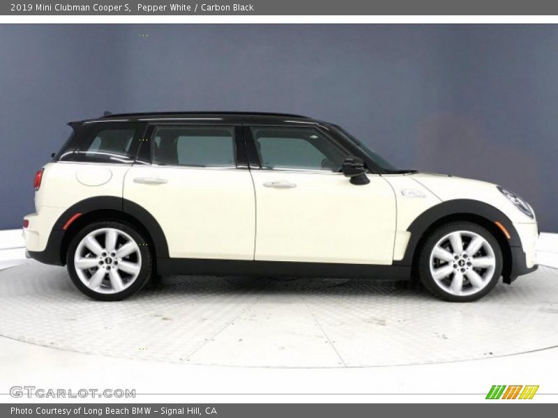 Pepper White / Carbon Black 2019 Mini Clubman Cooper S