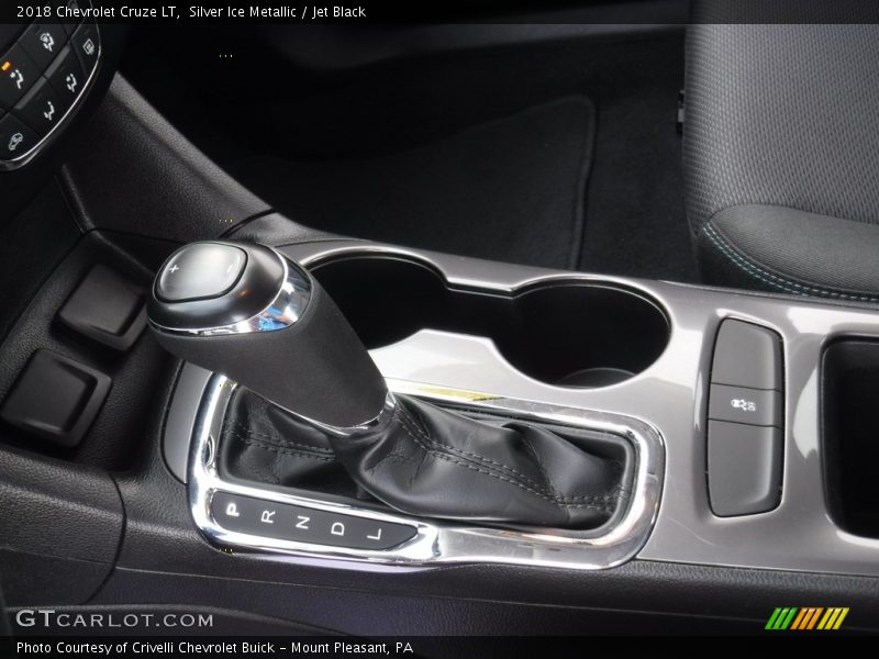 Silver Ice Metallic / Jet Black 2018 Chevrolet Cruze LT