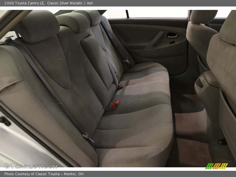 Classic Silver Metallic / Ash 2009 Toyota Camry LE