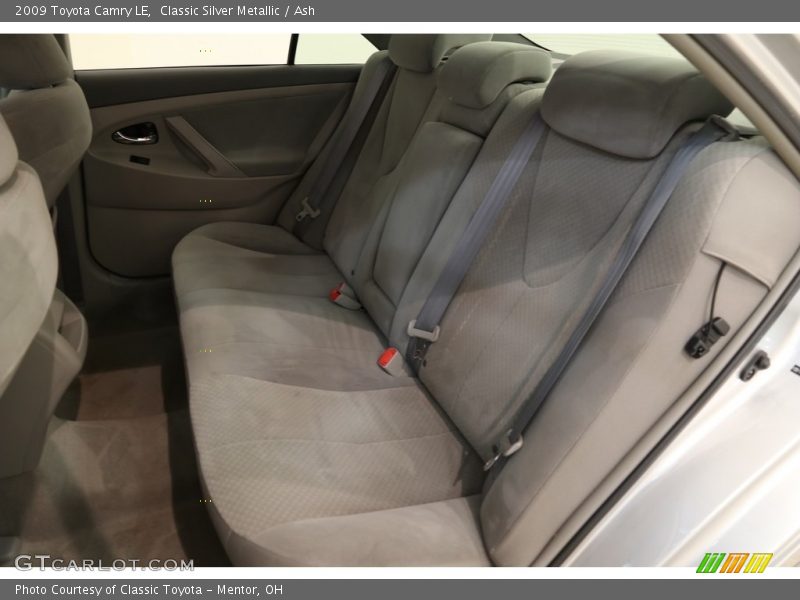 Classic Silver Metallic / Ash 2009 Toyota Camry LE