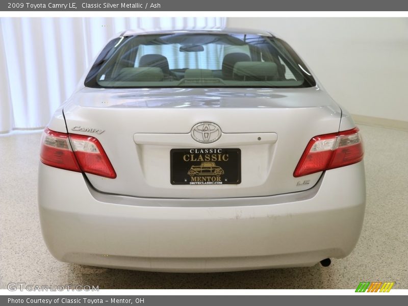 Classic Silver Metallic / Ash 2009 Toyota Camry LE