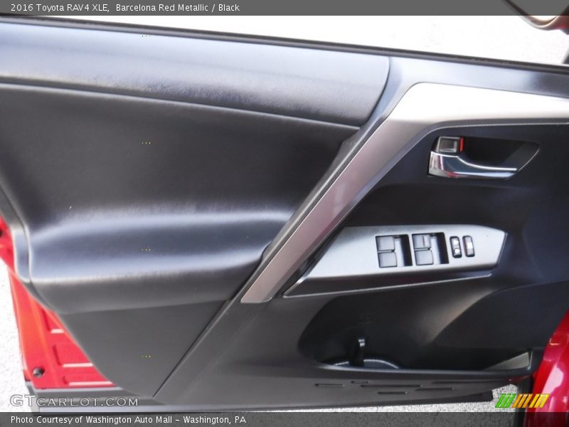 Barcelona Red Metallic / Black 2016 Toyota RAV4 XLE