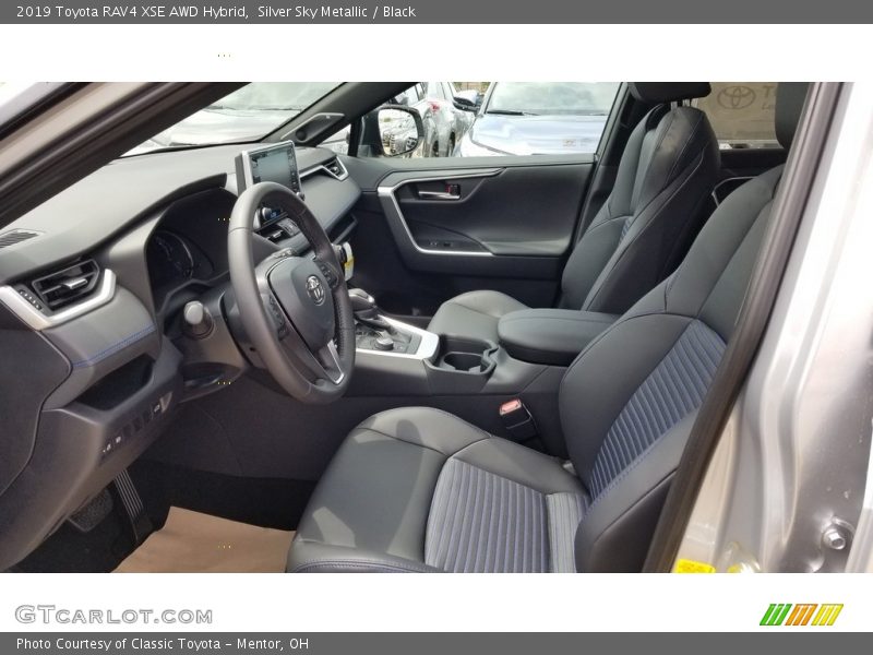 Silver Sky Metallic / Black 2019 Toyota RAV4 XSE AWD Hybrid