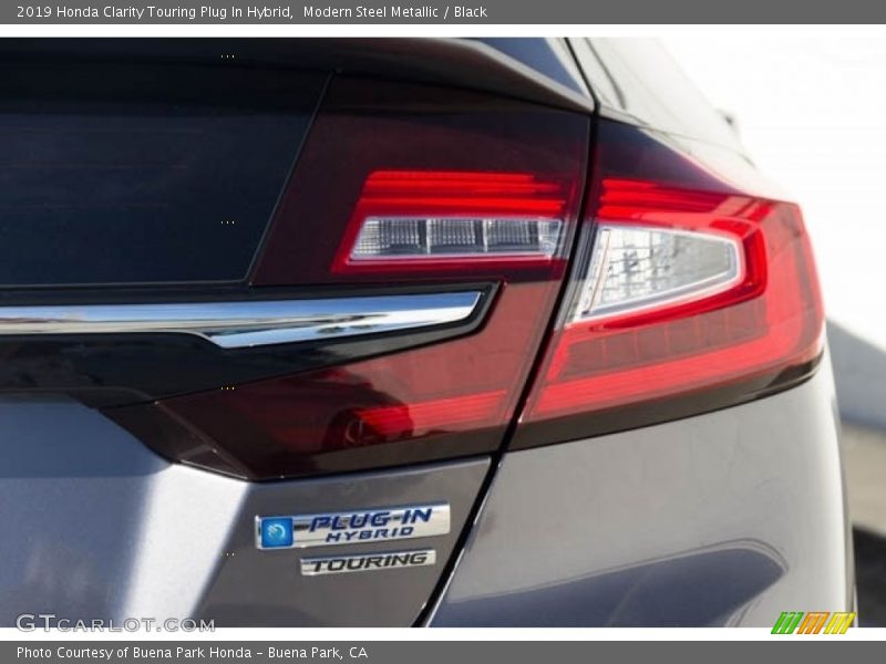 Modern Steel Metallic / Black 2019 Honda Clarity Touring Plug In Hybrid