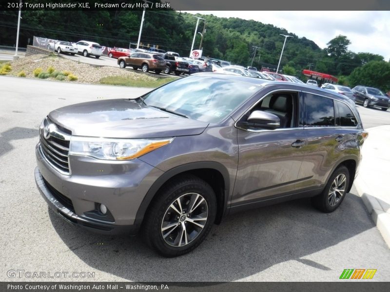Predawn Gray Mica / Black 2016 Toyota Highlander XLE