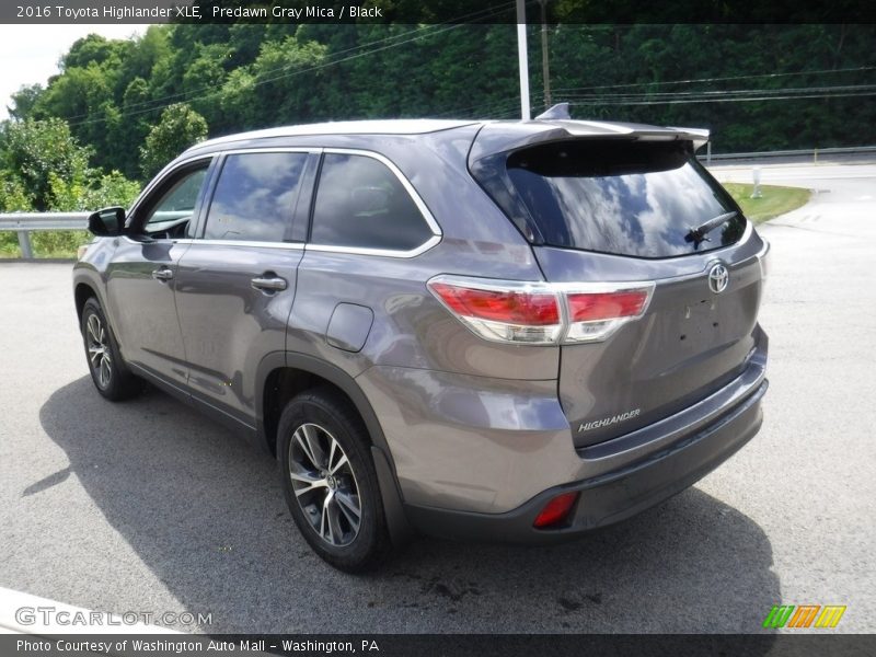 Predawn Gray Mica / Black 2016 Toyota Highlander XLE