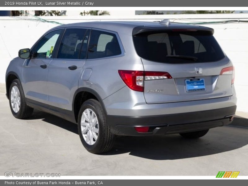 Lunar Silver Metallic / Gray 2019 Honda Pilot LX