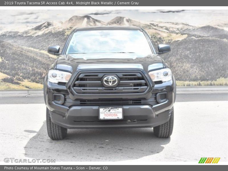 Midnight Black Metallic / Cement Gray 2019 Toyota Tacoma SR Access Cab 4x4