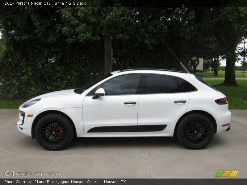 White / GTS Black 2017 Porsche Macan GTS