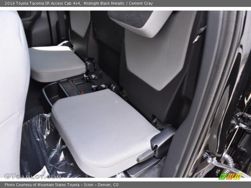 Midnight Black Metallic / Cement Gray 2019 Toyota Tacoma SR Access Cab 4x4