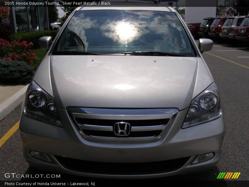 Silver Pearl Metallic / Black 2005 Honda Odyssey Touring