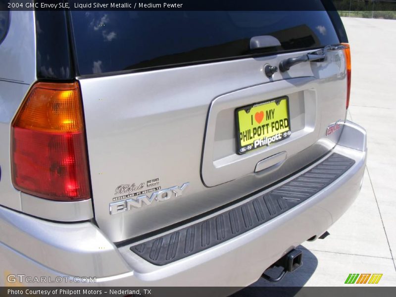 Liquid Silver Metallic / Medium Pewter 2004 GMC Envoy SLE