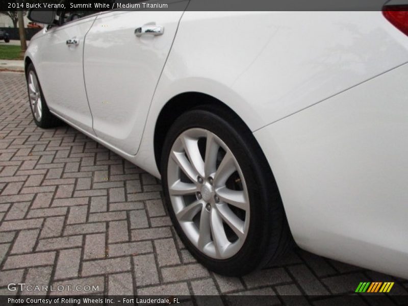 Summit White / Medium Titanium 2014 Buick Verano