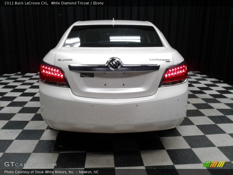 White Diamond Tricoat / Ebony 2011 Buick LaCrosse CXL