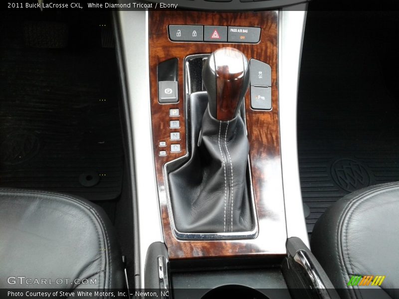 White Diamond Tricoat / Ebony 2011 Buick LaCrosse CXL