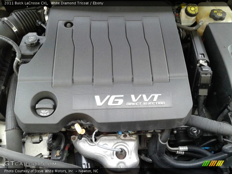 White Diamond Tricoat / Ebony 2011 Buick LaCrosse CXL