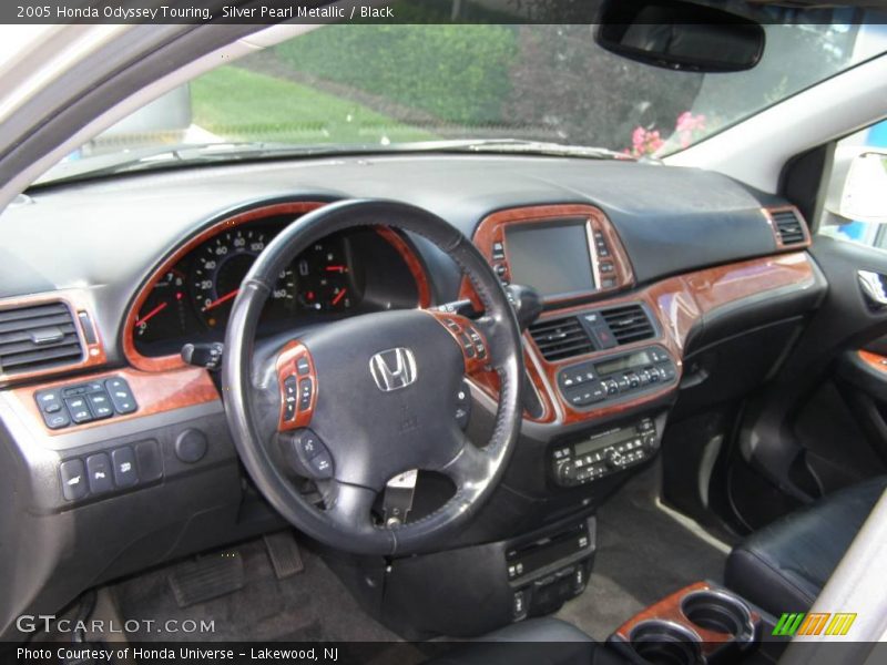 Silver Pearl Metallic / Black 2005 Honda Odyssey Touring
