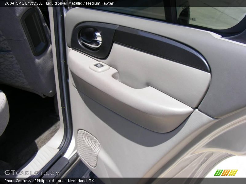 Liquid Silver Metallic / Medium Pewter 2004 GMC Envoy SLE