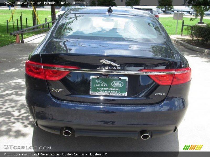 Portofino Blue Metallic / Latte 2020 Jaguar XF Prestige