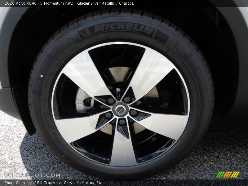  2020 XC40 T5 Momentum AWD Wheel