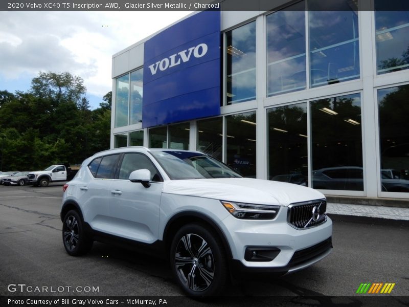 Glacier Silver Metallic / Charcoal 2020 Volvo XC40 T5 Inscription AWD