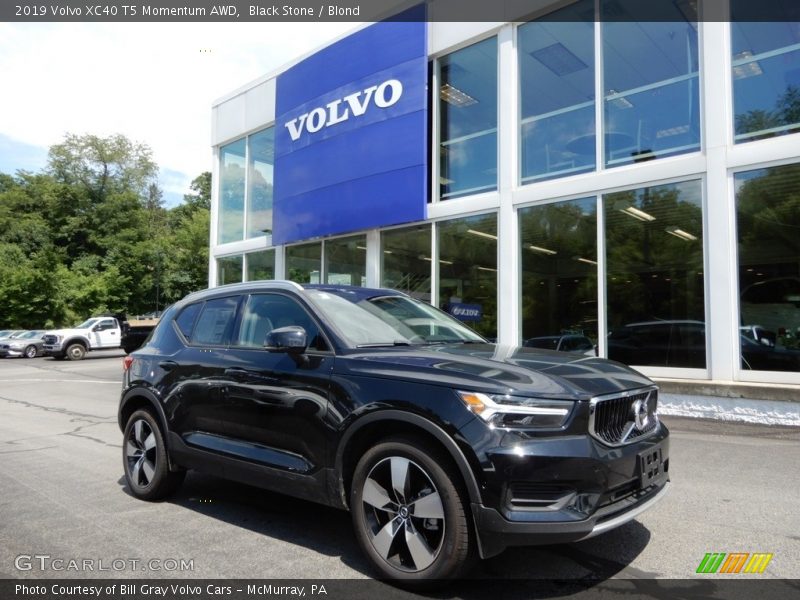 Black Stone / Blond 2019 Volvo XC40 T5 Momentum AWD