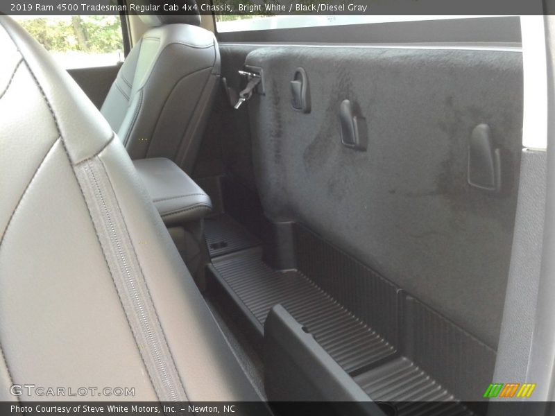 Bright White / Black/Diesel Gray 2019 Ram 4500 Tradesman Regular Cab 4x4 Chassis
