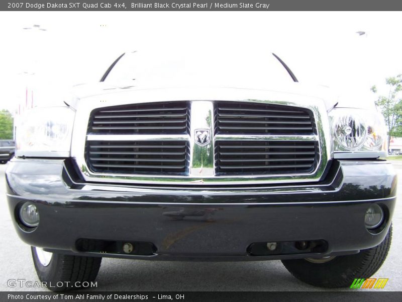 Brilliant Black Crystal Pearl / Medium Slate Gray 2007 Dodge Dakota SXT Quad Cab 4x4