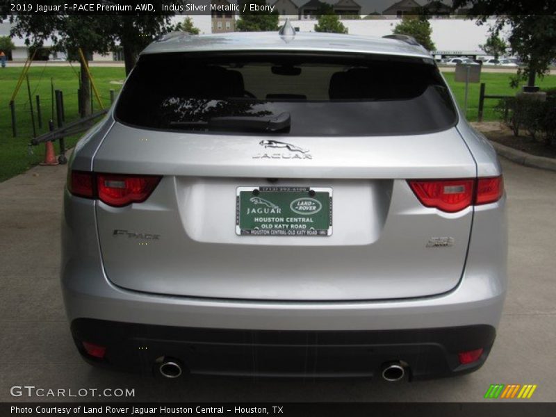 Indus Silver Metallic / Ebony 2019 Jaguar F-PACE Premium AWD