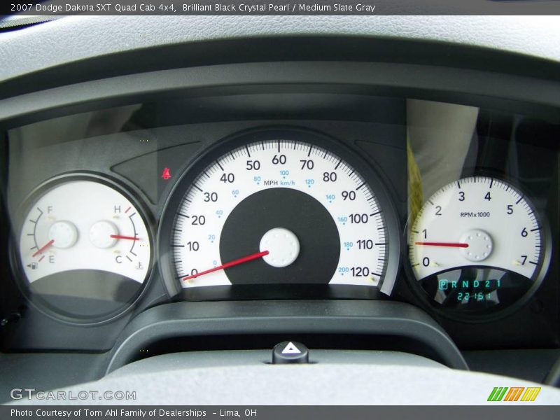 Brilliant Black Crystal Pearl / Medium Slate Gray 2007 Dodge Dakota SXT Quad Cab 4x4