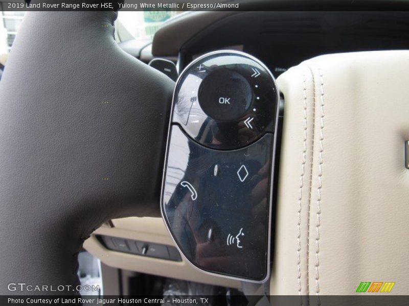 Yulong White Metallic / Espresso/Almond 2019 Land Rover Range Rover HSE