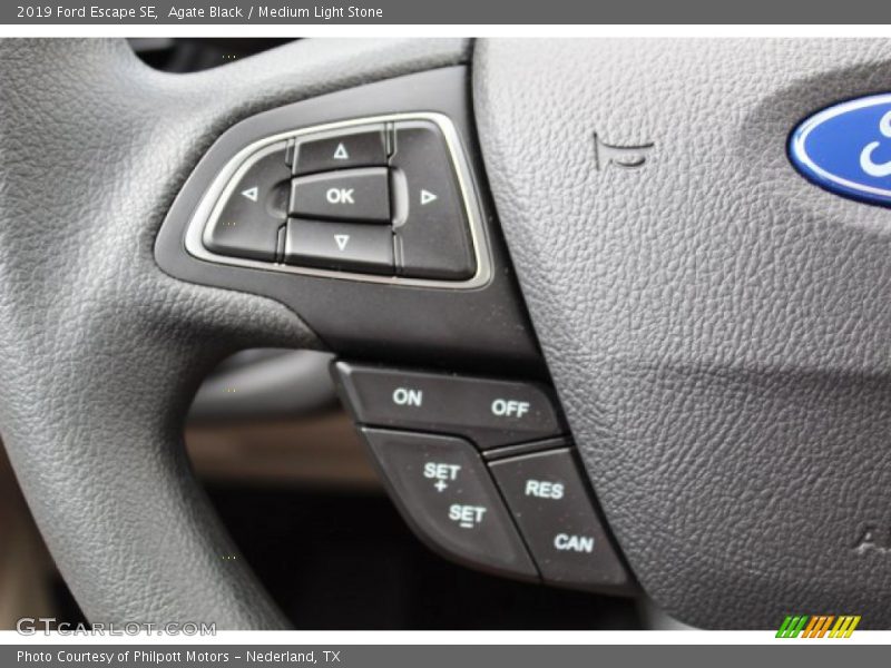 Agate Black / Medium Light Stone 2019 Ford Escape SE