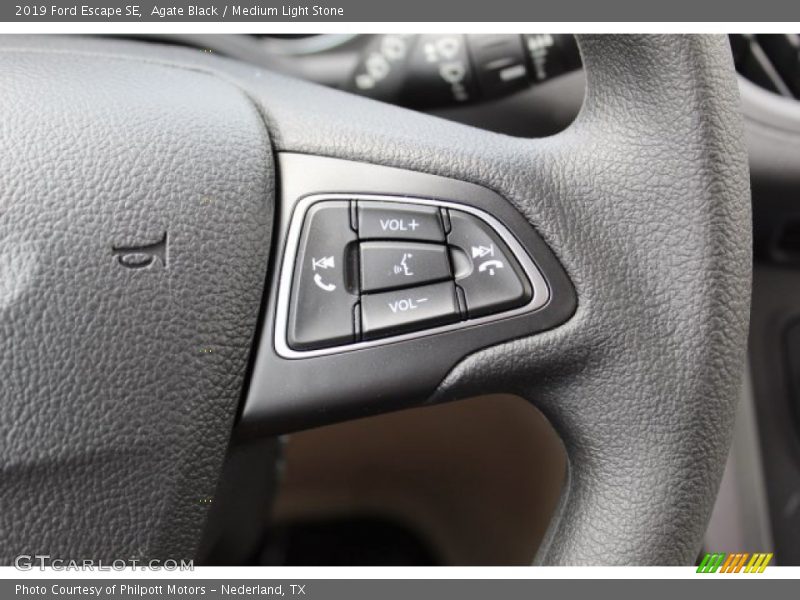 Agate Black / Medium Light Stone 2019 Ford Escape SE