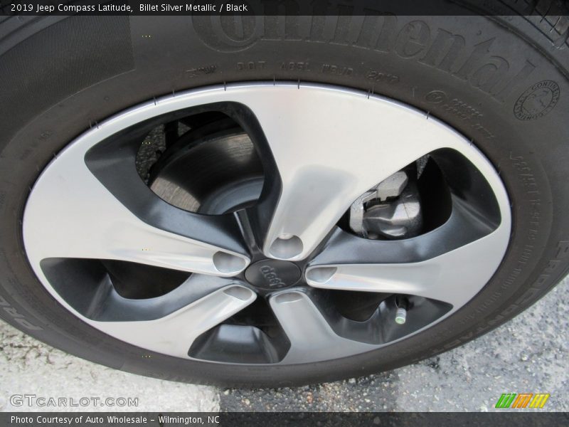 Billet Silver Metallic / Black 2019 Jeep Compass Latitude