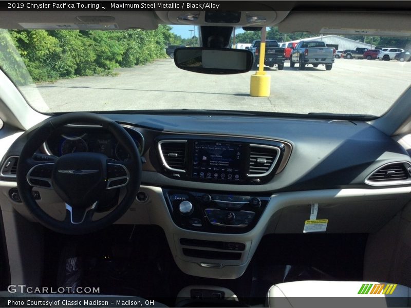 Maximum Steel Metallic / Black/Alloy 2019 Chrysler Pacifica Touring L