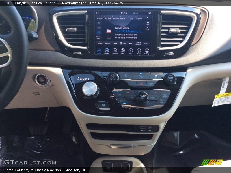 Maximum Steel Metallic / Black/Alloy 2019 Chrysler Pacifica Touring L