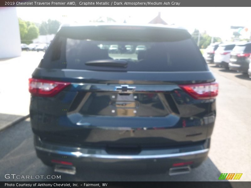 Graphite Metallic / Dark Atmosphere/Medium Ash Gray 2019 Chevrolet Traverse Premier AWD