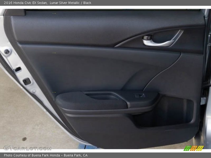 Lunar Silver Metallic / Black 2016 Honda Civic EX Sedan