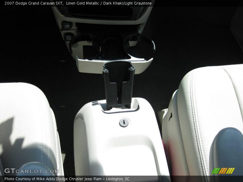 Linen Gold Metallic / Dark Khaki/Light Graystone 2007 Dodge Grand Caravan SXT