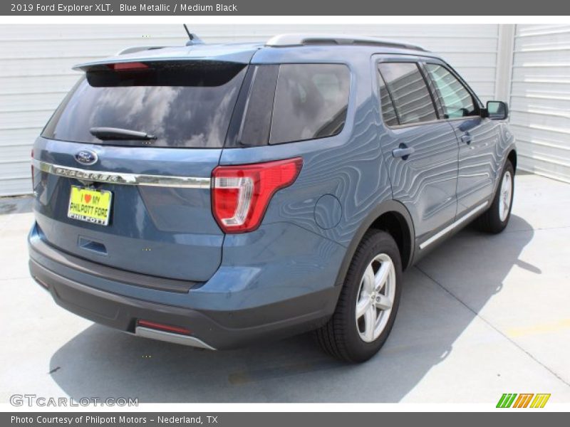 Blue Metallic / Medium Black 2019 Ford Explorer XLT