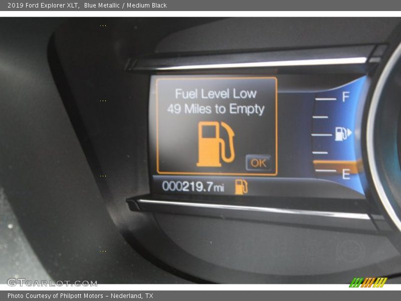 Blue Metallic / Medium Black 2019 Ford Explorer XLT